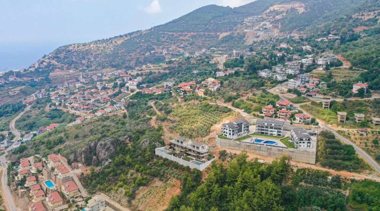 Luxury Panaromic villa sales in Alanya Tepe available for sitizenship image